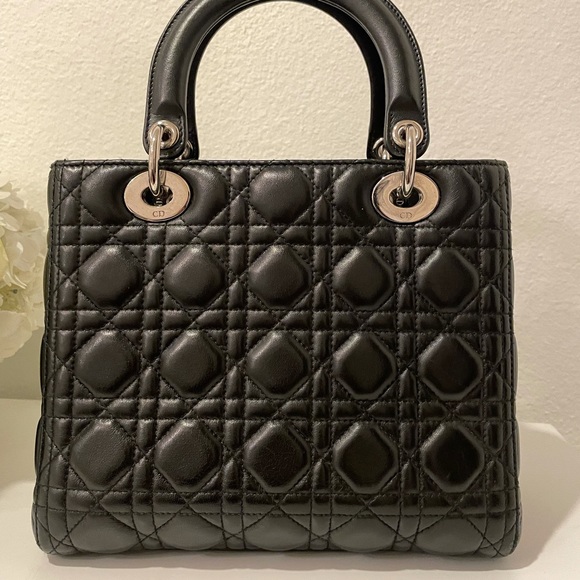 ❤️SOLD❤️Medium Lady Dior - Picture 10 of 17